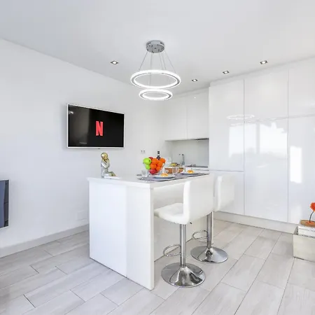 Apartamento Vivi Homes - Pulpo Pool, Balcony & Sea View